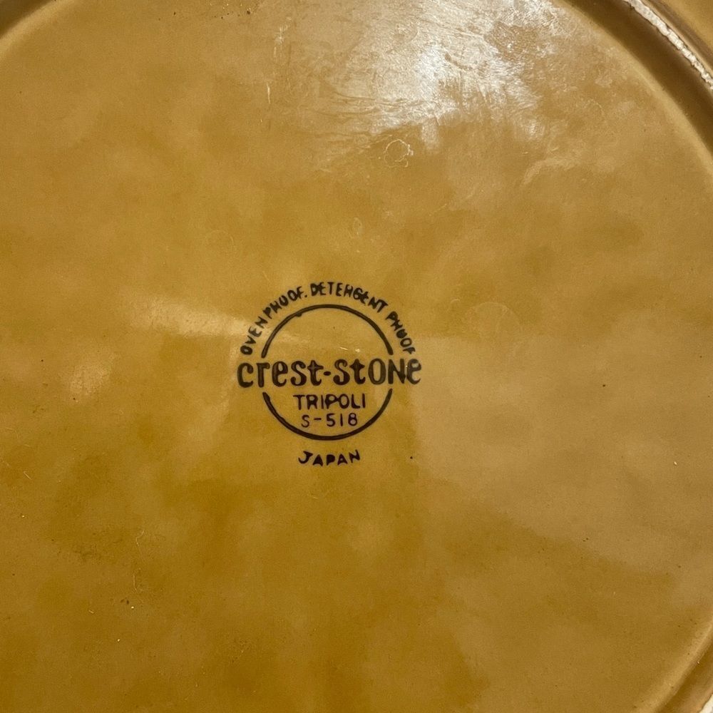 Vintage stoneware plates - Picture 3 of 6